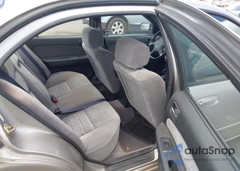 1998 Nissan Maxima Gle/Gxe/Se z USA, uszkodzony, nr VIN JN1CA21DXWT530901